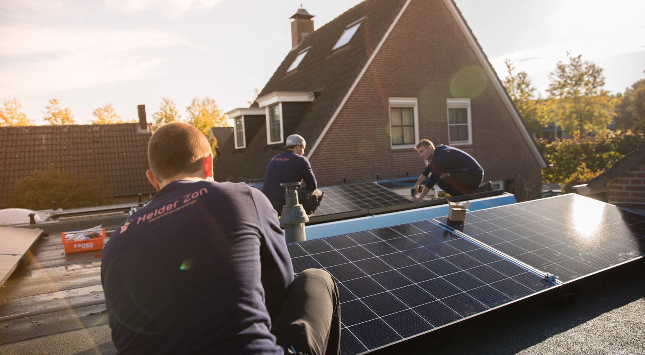 Page Content 10_content_image_17556852371049698038.jpg Laadpalen | Helder Zon